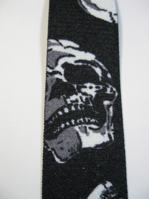 SKULL Button-On 1 1/2"x 48" "Y" STYLE LEATHER ENDS SUSPENDERS. YB-UB130N48SKUL